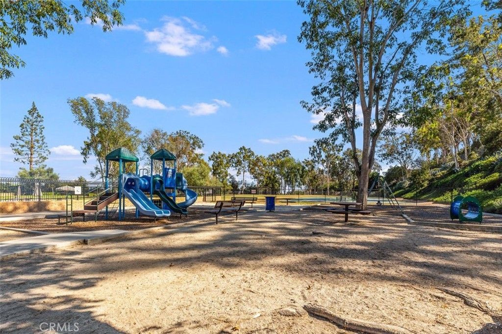listing image 50