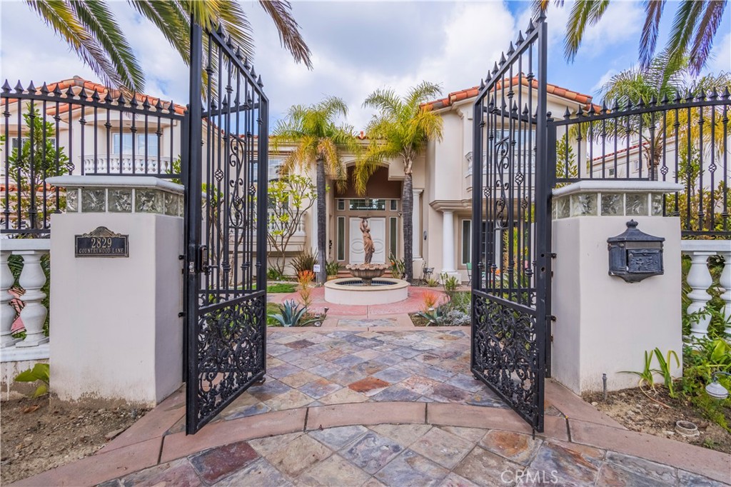 2829 Countrywood Lane