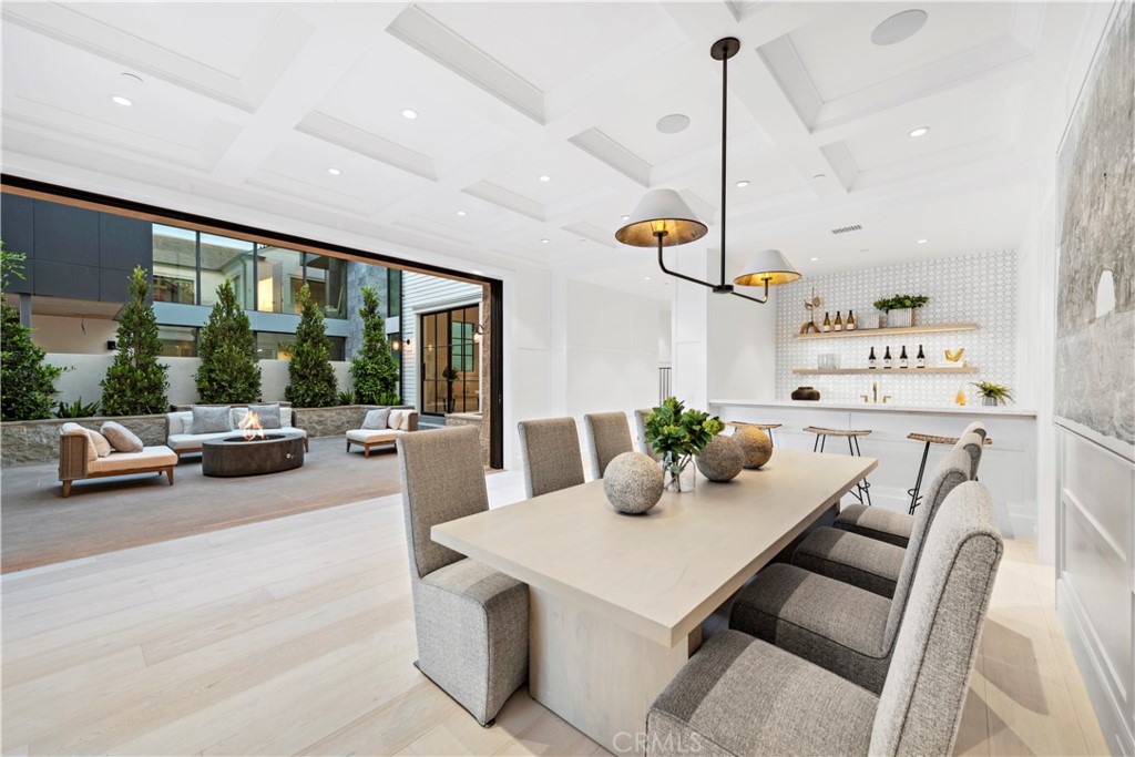 Bayside Drive Custom (BSCH) - Residential