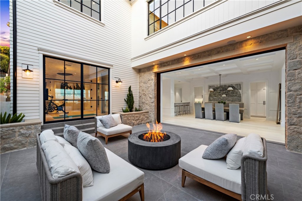 Bayside Drive Custom (BSCH) - Residential