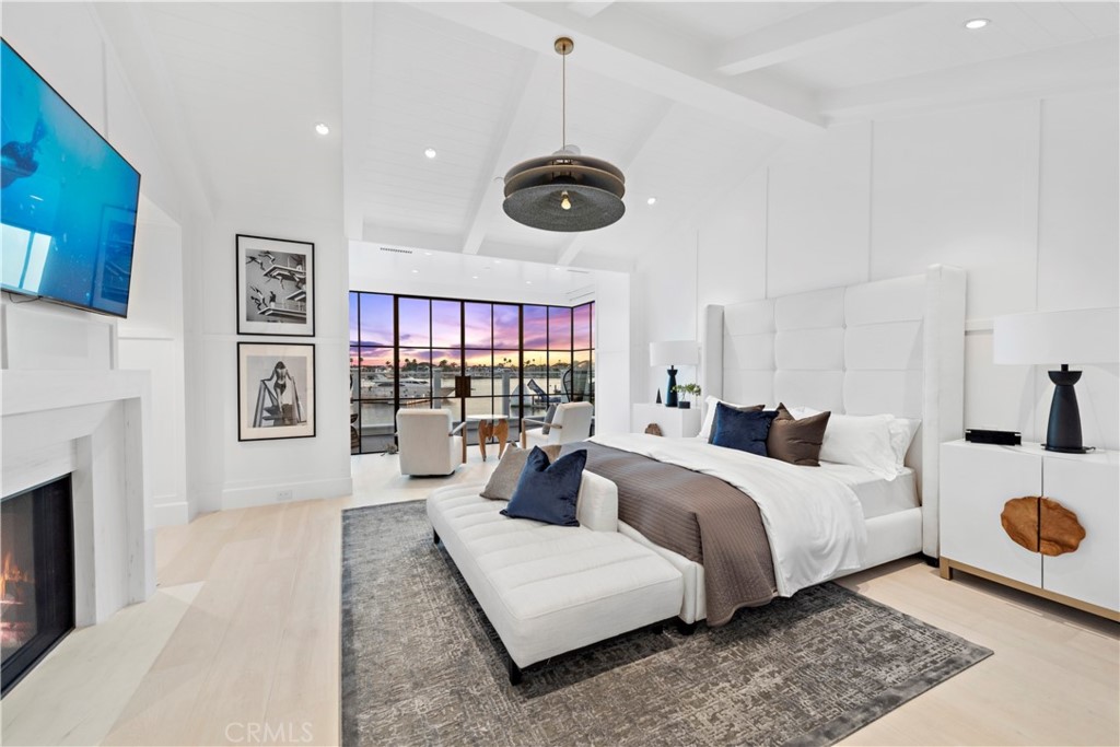 Bayside Drive Custom (BSCH) - Residential