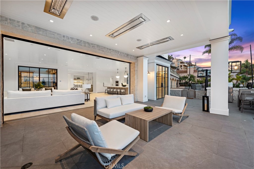 Bayside Drive Custom (BSCH) - Residential