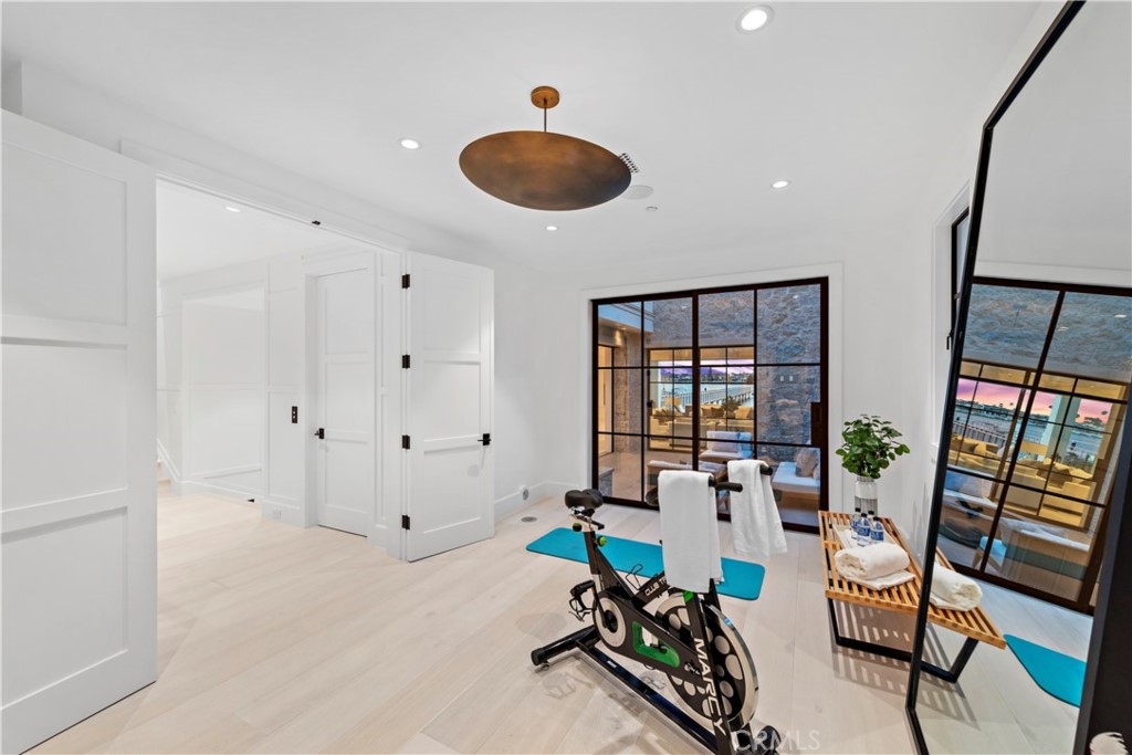Bayside Drive Custom (BSCH) - Residential
