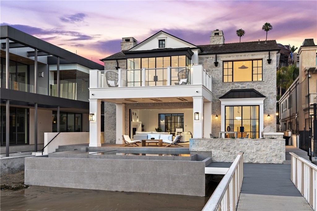 Bayside Drive Custom (BSCH) - Residential