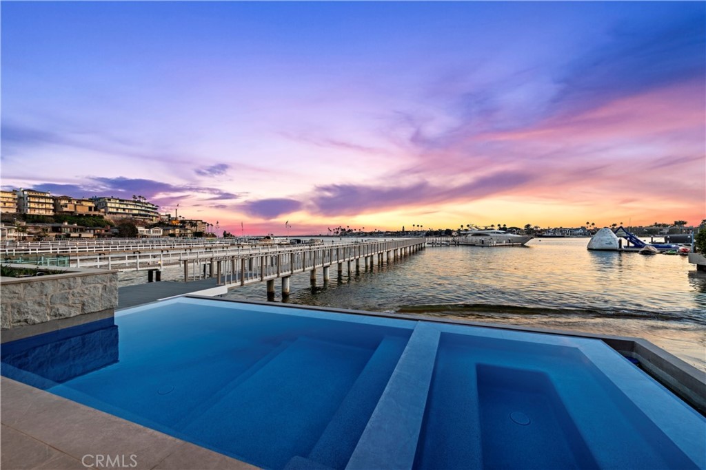 Bayside Drive Custom (BSCH) - Residential