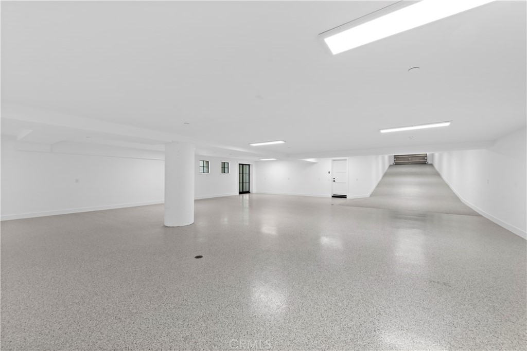 Bayside Drive Custom (BSCH) - Residential