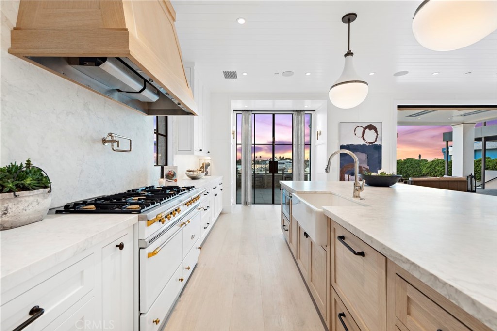 Bayside Drive Custom (BSCH) - Residential