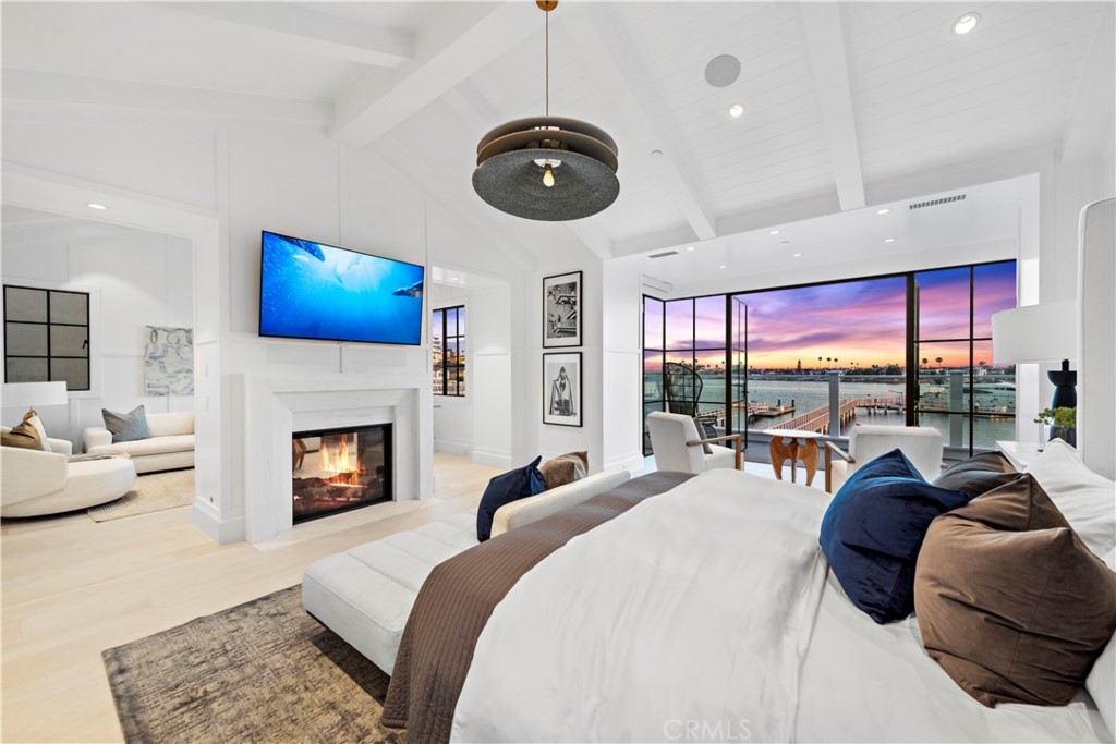 Bayside Drive Custom (BSCH) - Residential