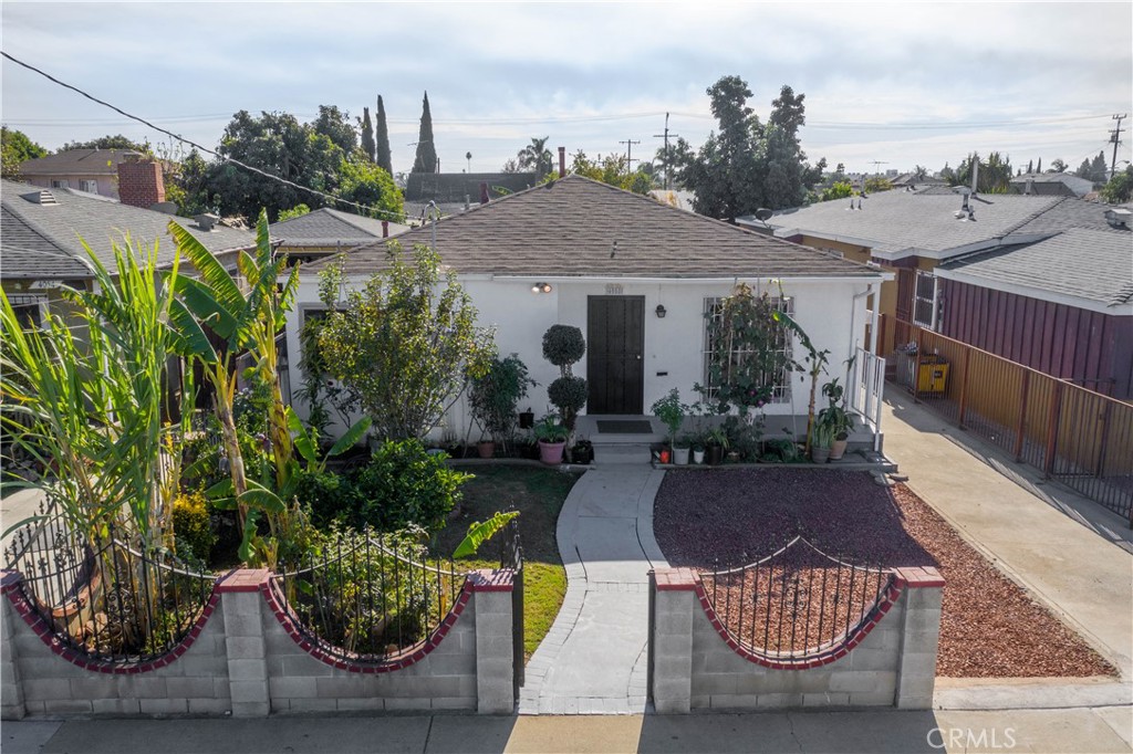View Inglewood, CA 90304 house