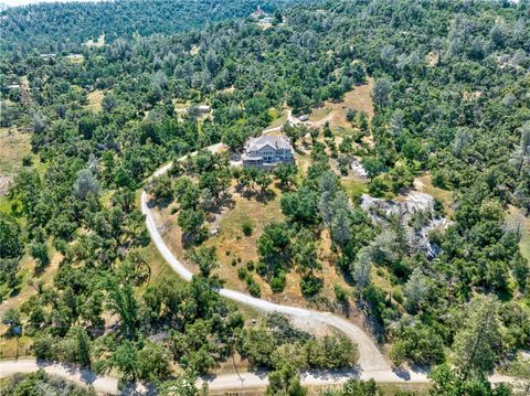 A home in North Fork