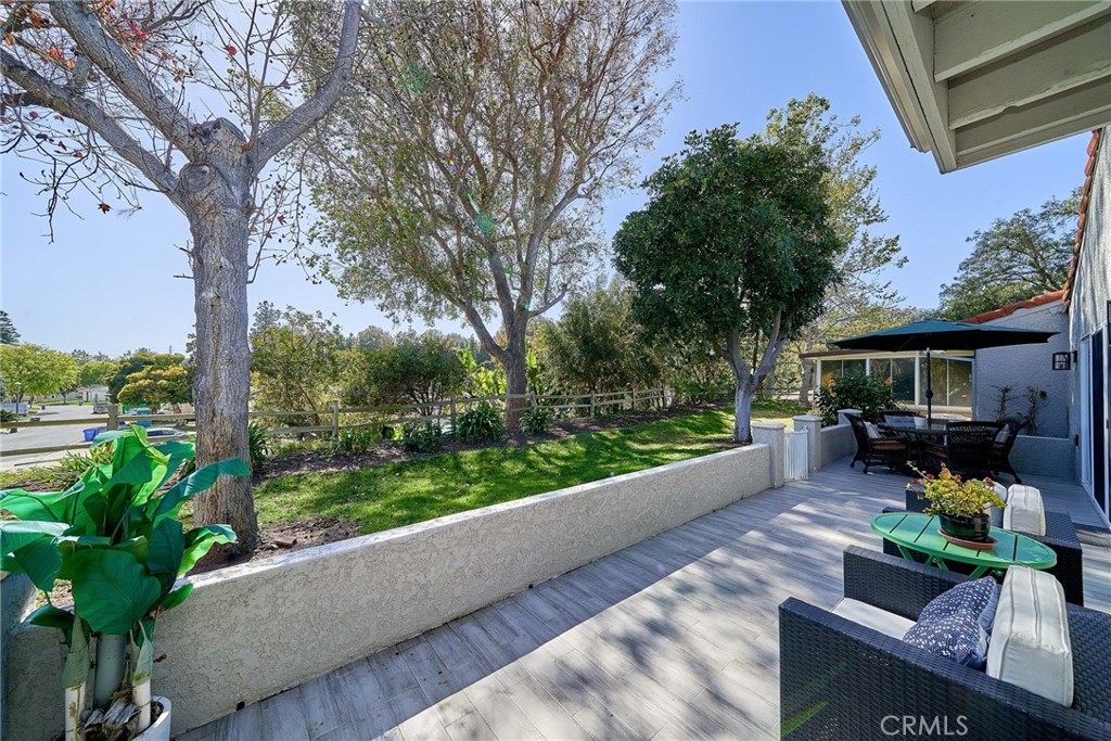 5394 Paseo Del Lago W B
