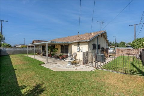 A home in El Monte