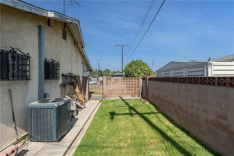 A home in El Monte