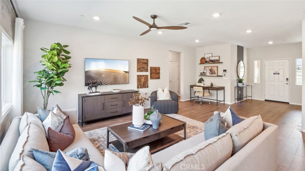37071 Starbuck Circle
