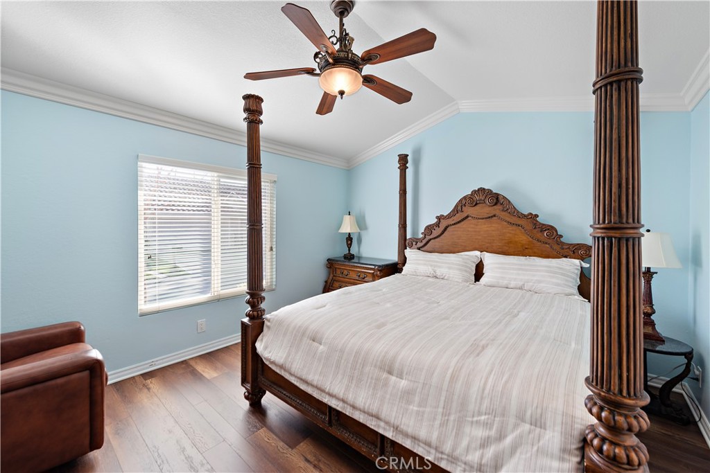 23911 Calle Alonso
