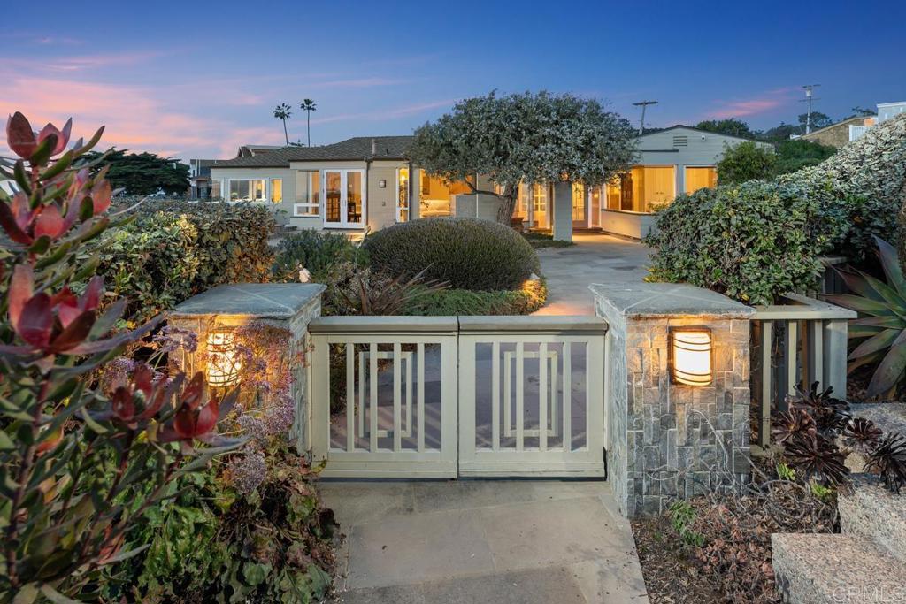 100 10th Street