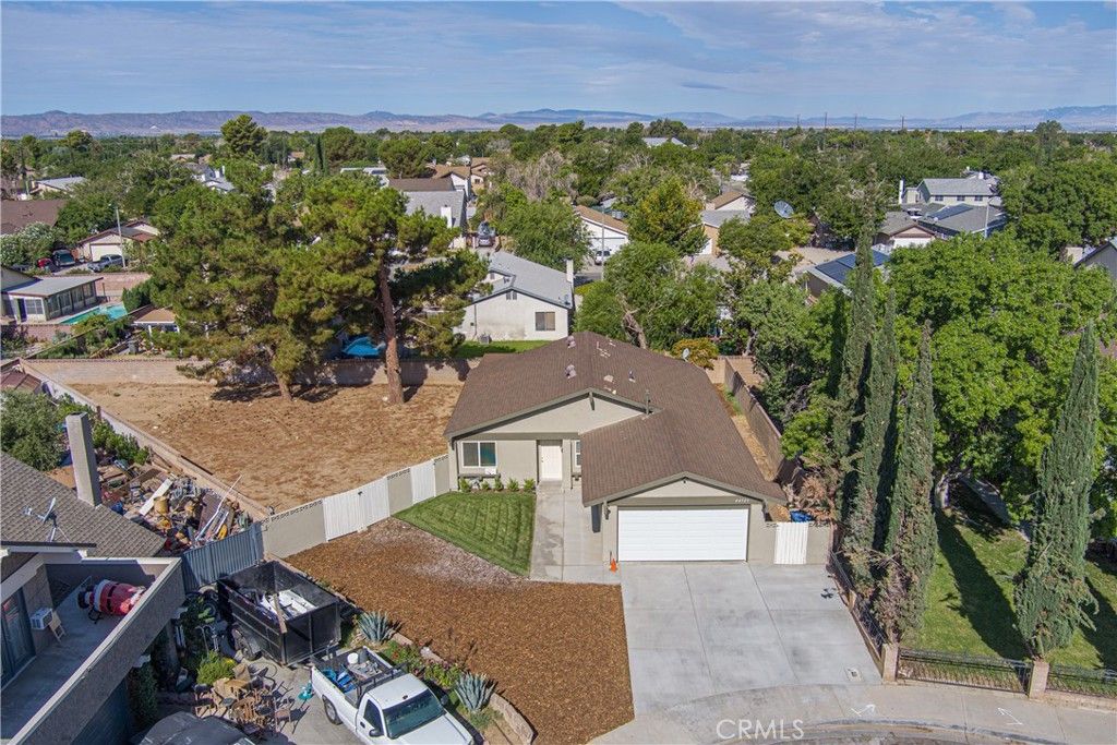 listing image 130720630974196010459