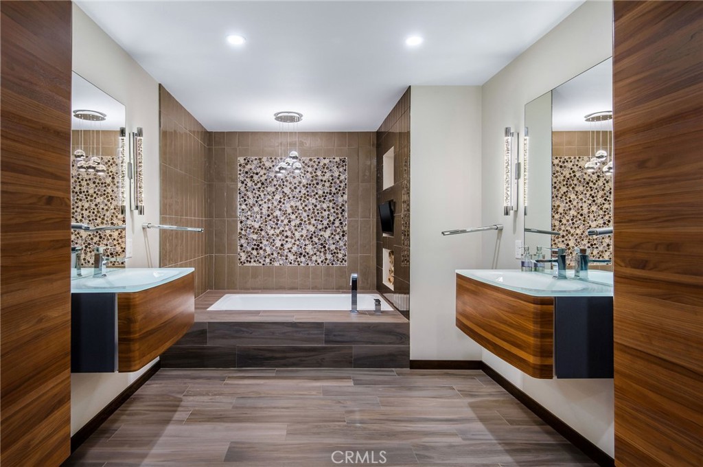 Coast Royal (CR) - Residential