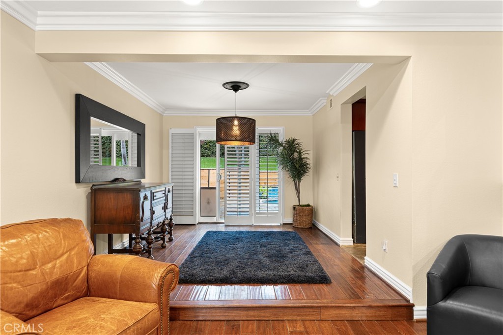 1060 S Pine Canyon Circle
