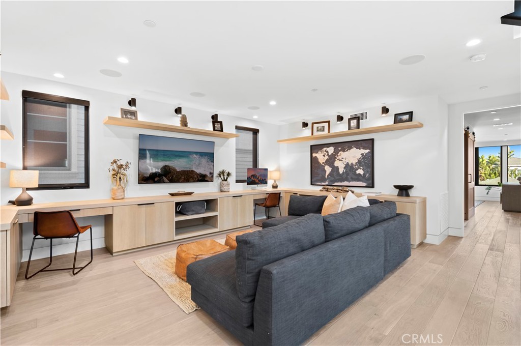 Newport Island (NEWI) - Residential