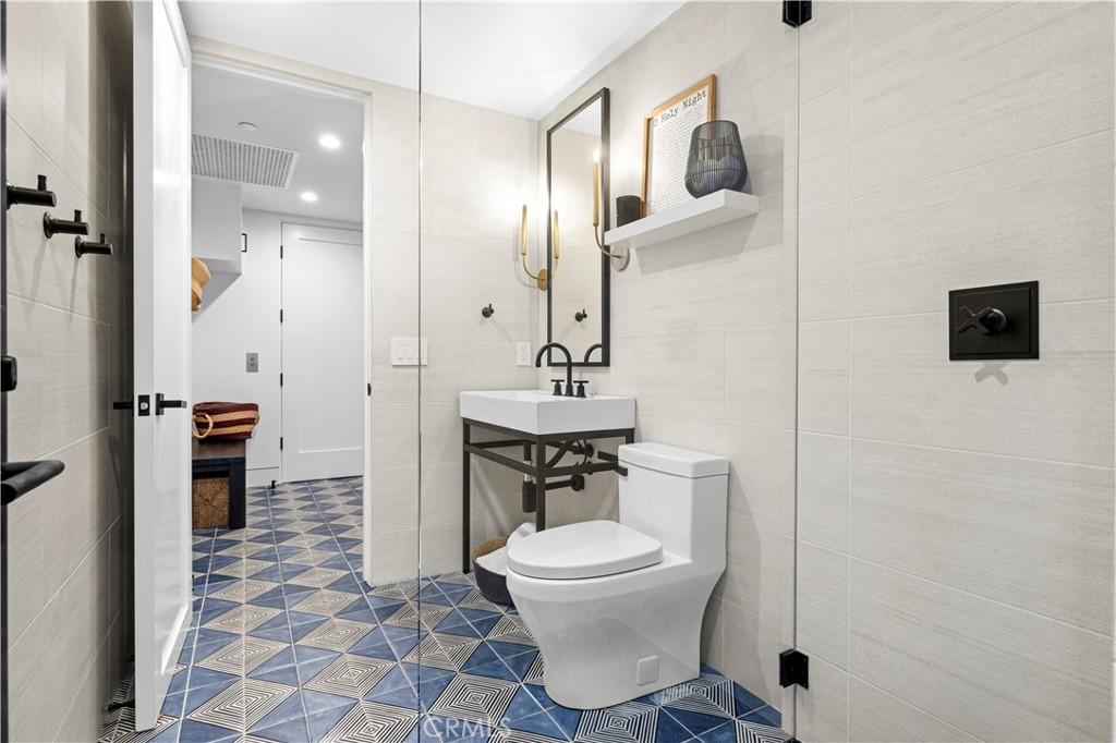 Newport Island (NEWI) - Residential