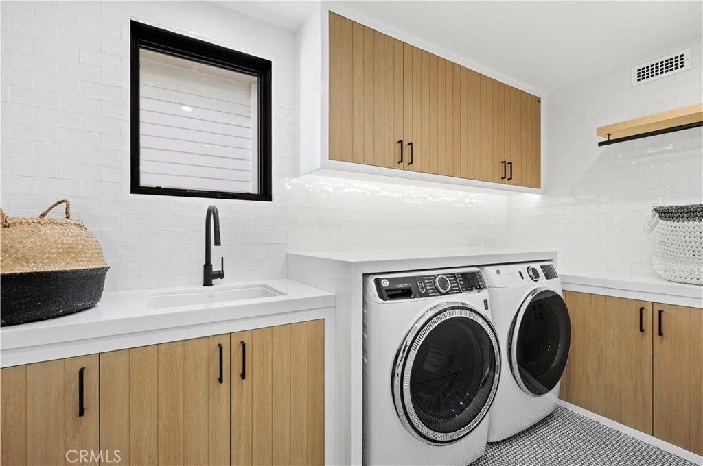 Newport Island (NEWI) - Residential