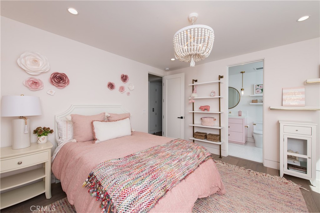 Newport Island (NEWI) - Residential