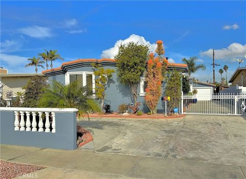 A home in Lomita