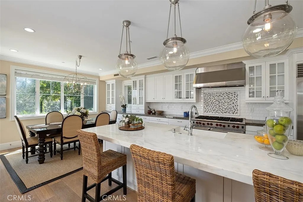 4 Summer House Lane