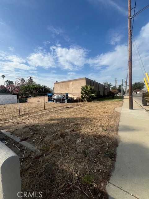 1828 Arrow Highway
