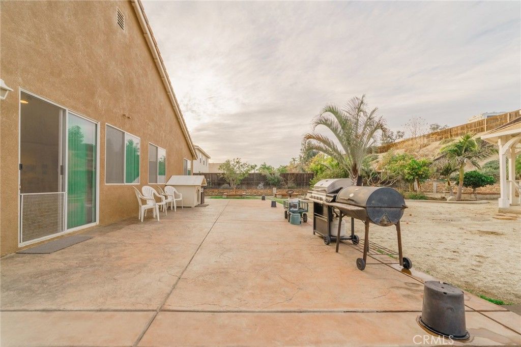 listing image 130729032735601203555