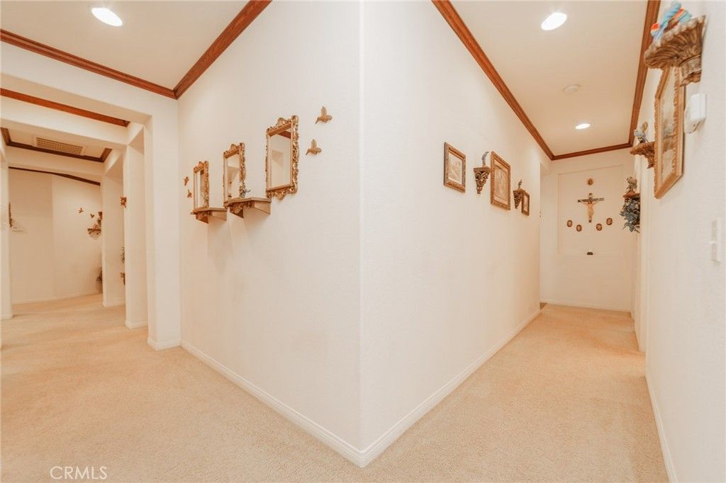 listing image 130727107034619401546