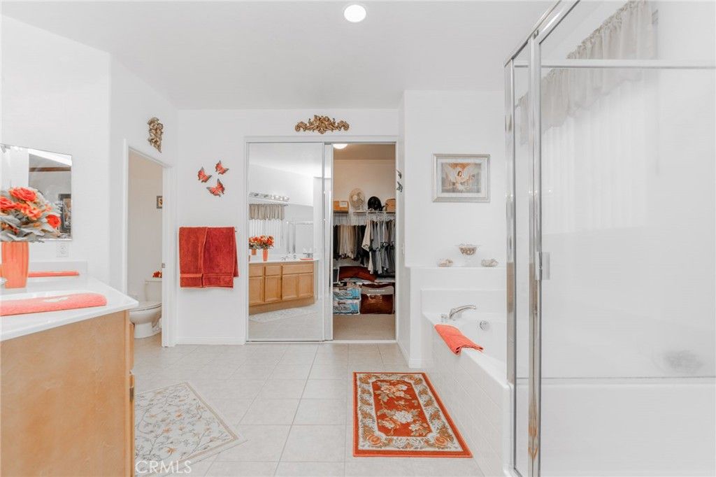 listing image 130723536493662420642