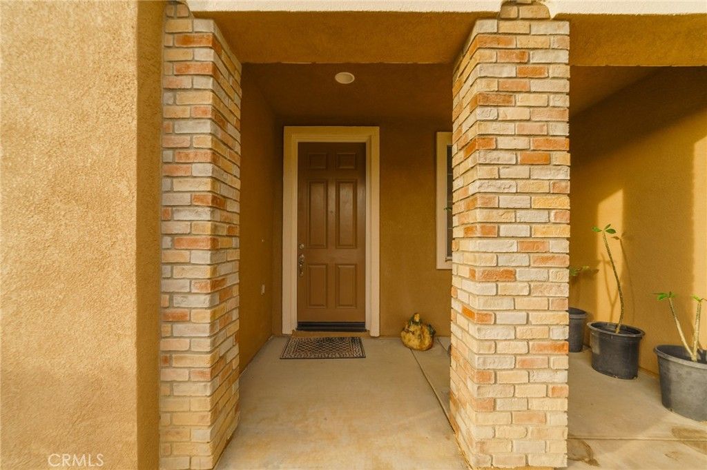 listing image 130720868644531509685