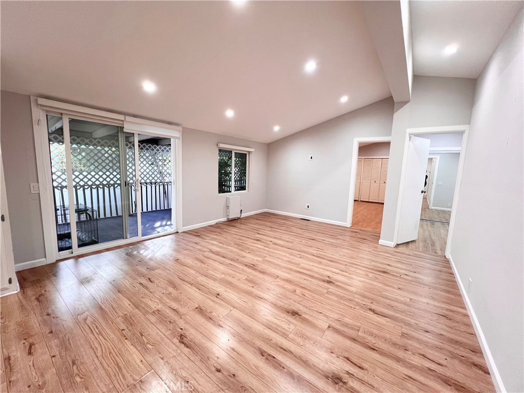 23777 Mulholland Hwy Spc 90