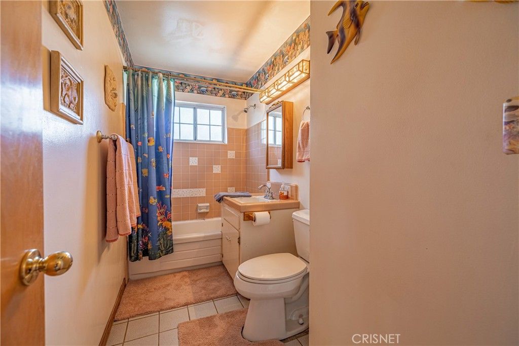 listing image 130726806166063143392