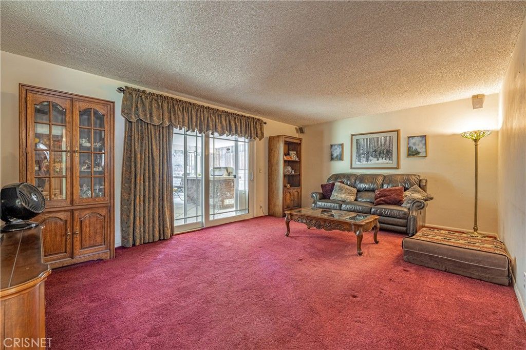 listing image 130720303600998985030