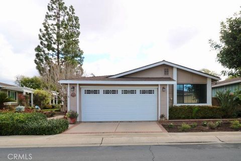 2533 Shadow Lake 124 Santa Ana CA 92705