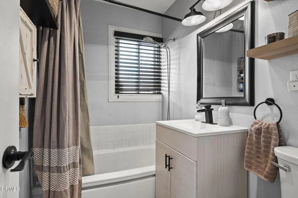 Oxnard, California 93033, United States, 3 Bedrooms Bedrooms, ,2 BathroomsBathrooms,Residential,Active,97652