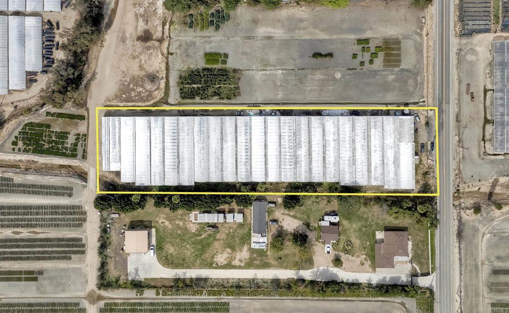 2526 Rainbow Valley Boulevard