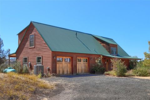 A home in Mariposa