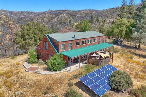 A home in Mariposa