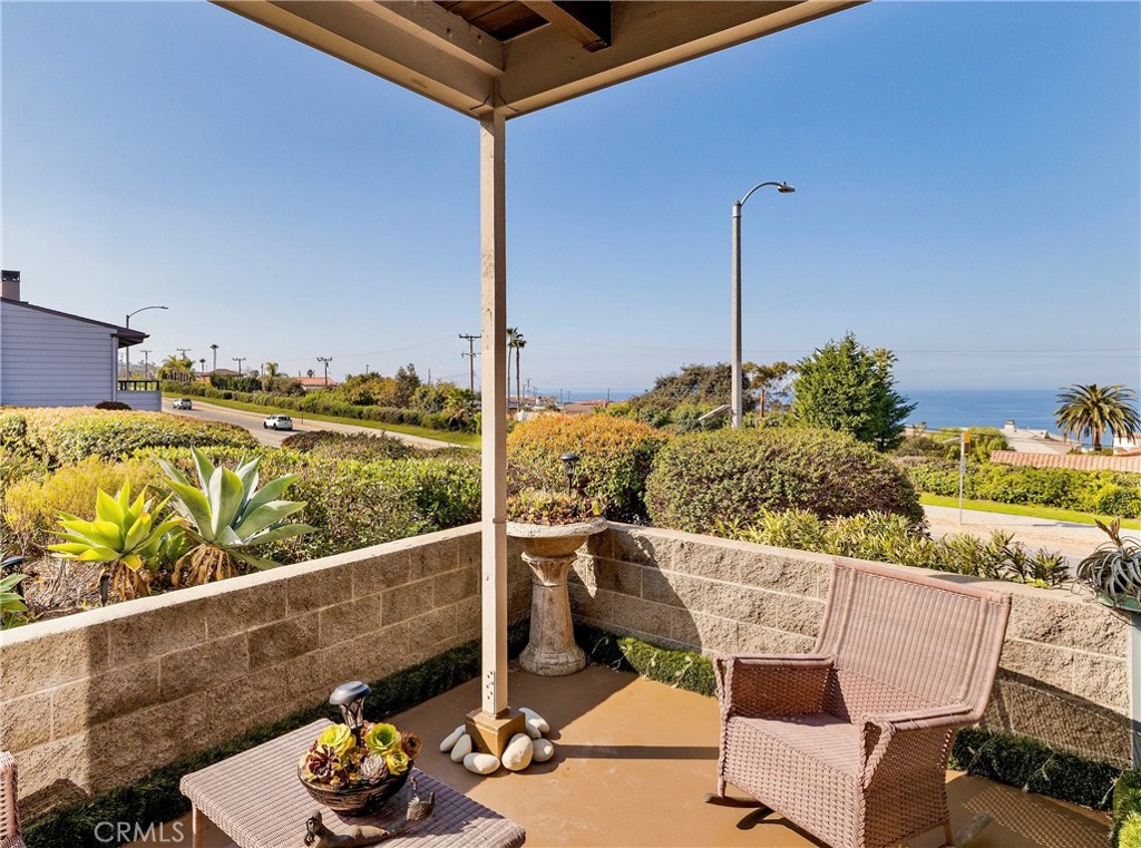 424 Palos Verdes Boulevard