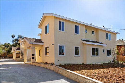 1282 N Summit Avenue Pasadena CA 91103