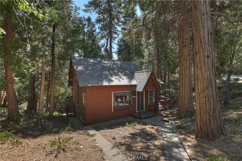 A home in Crestline