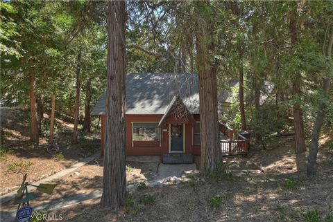 A home in Crestline