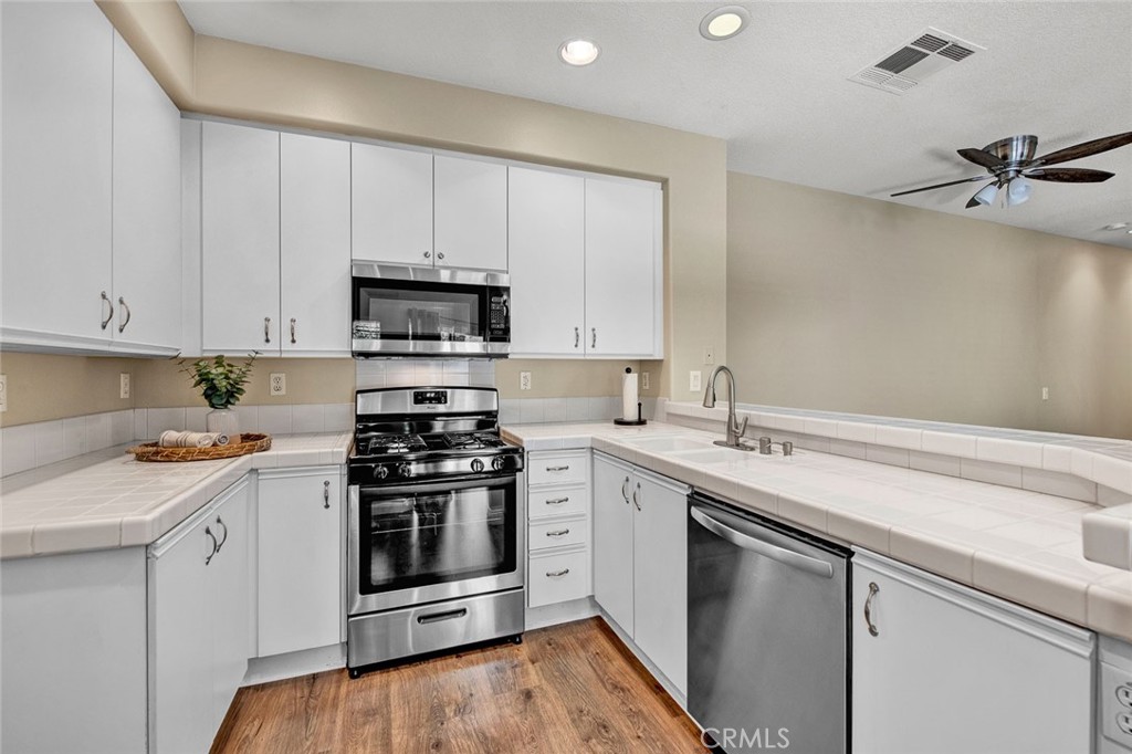 Summit Court (SMCT) - Residential Lease