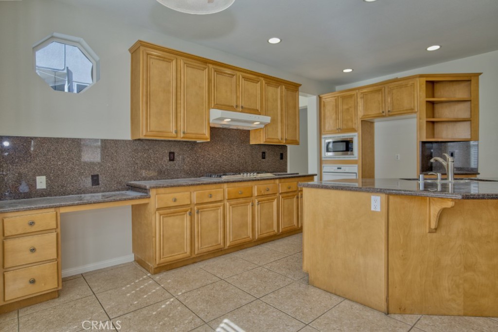 1696 Tamarron Drive