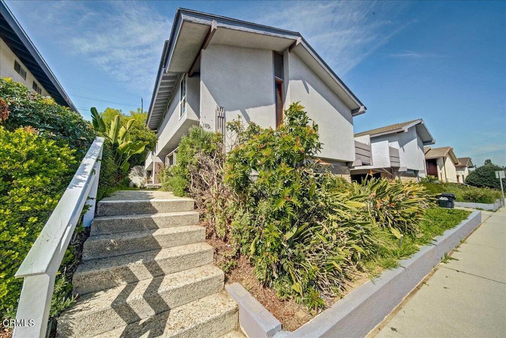 Photo 27 of 28 of 149 S Casuda Canyon Drive B townhome
