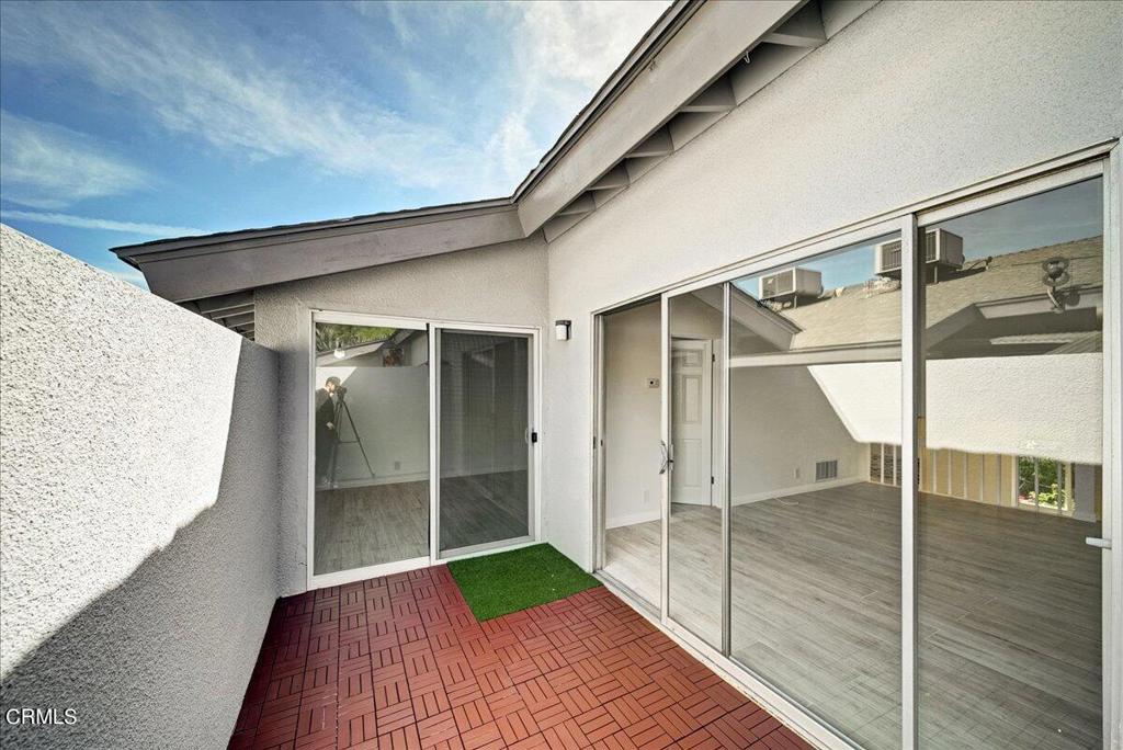 Photo 8 of 28 of 149 S Casuda Canyon Drive B townhome